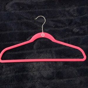 30 nonslip hangers
